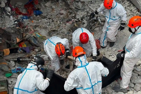 菲律賓在建樓房坍塌事故已致20人死亡，仍有多人失蹤