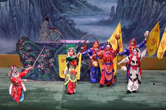 名家薈萃傳國粹文旅惠民潤福田—— 2026第六屆于魁智、李勝素深圳福田京劇名家藝術周圓滿落幕