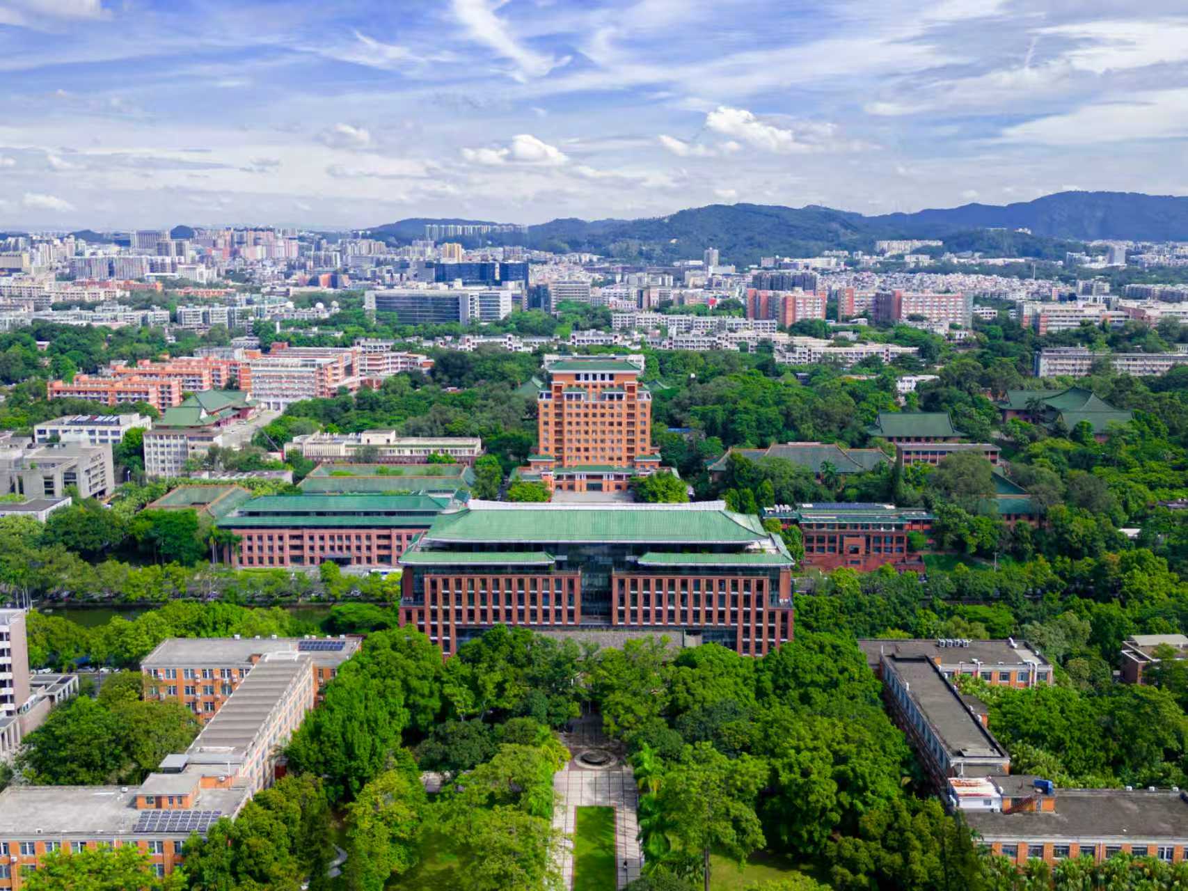 創新國際化人才培養模式  華南理工大學攜手都靈理工大學、法國巴黎西岱大學兩中外合作辦學獲批