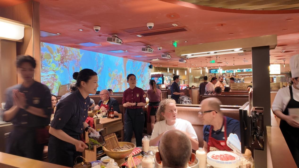中國火鍋，包容全球媒體的味蕾