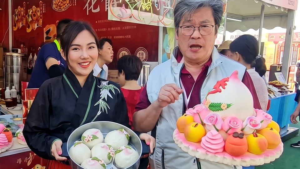有片｜威海特色非遺「花餑餑」亮相香港 大受市民歡迎掀文化熱潮