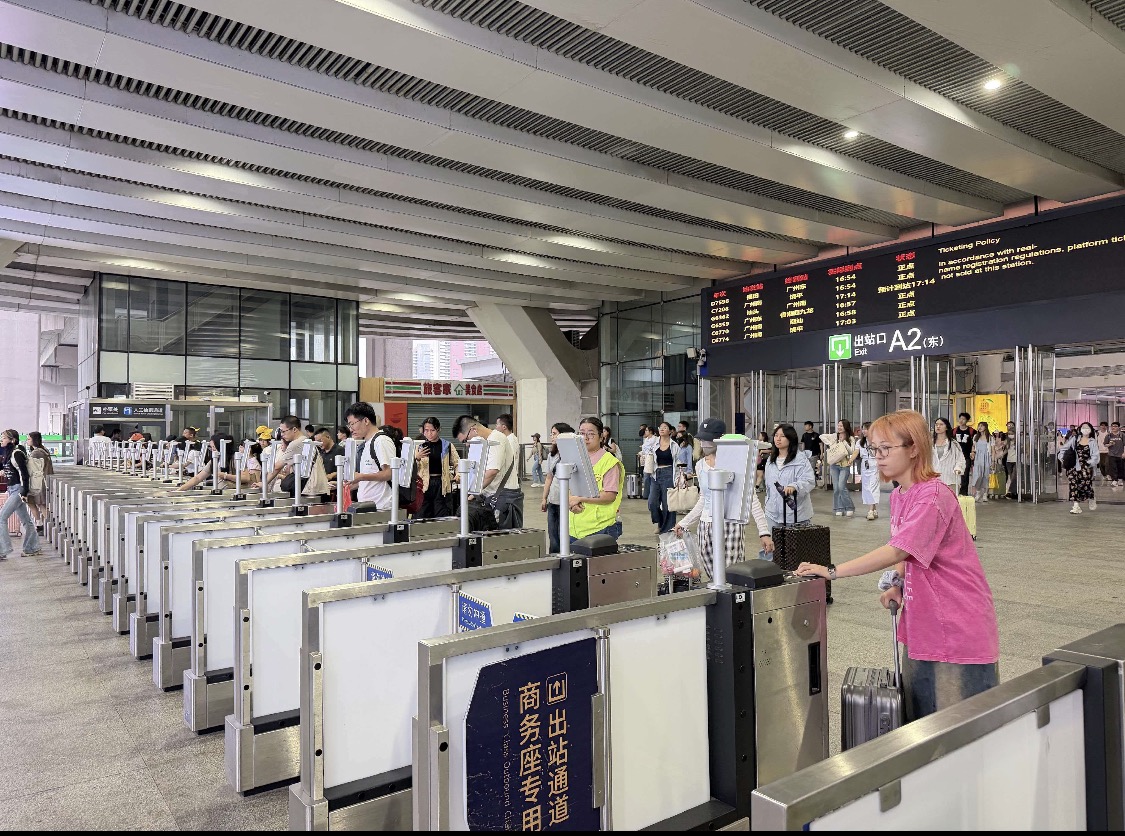  深圳鐵路溫馨提示:端午節火車票開始發售