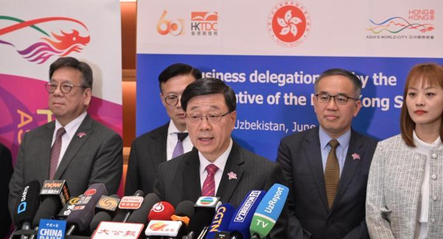 【商界心聲】李家超中亞行 128億協議背後的香港超級聯繫人升級戰
