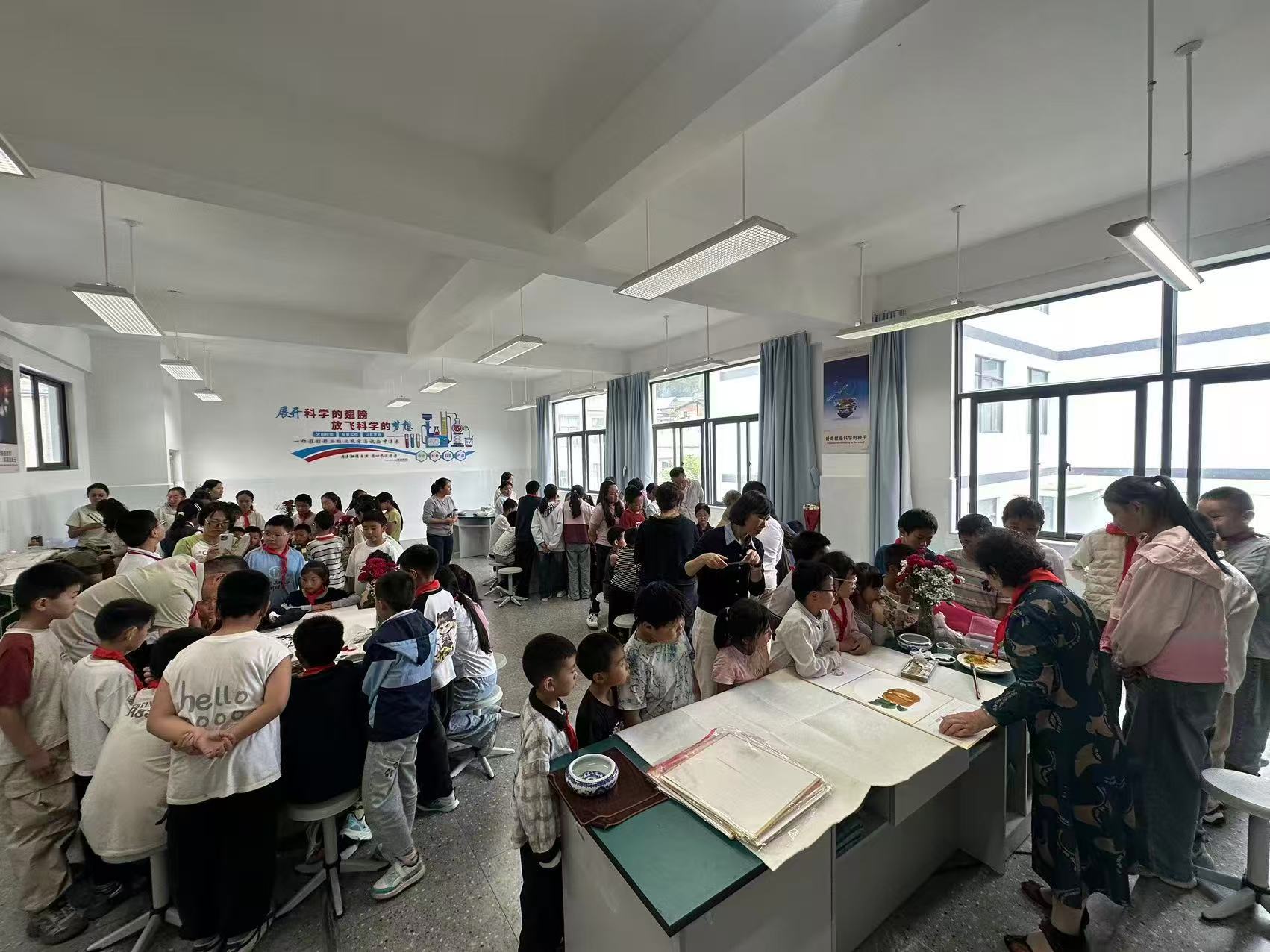 翰墨潤童心 書法育新人——五華區「書畫進校園」活動賦能校園美育提質增效