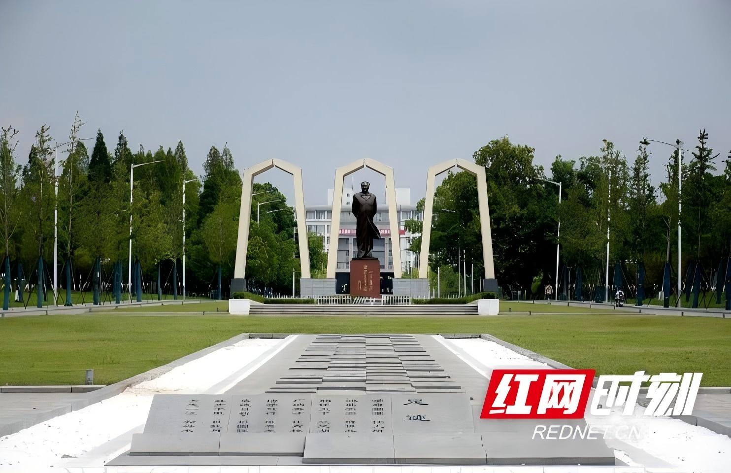 湘潭·CITY丨雙向奔赴一座「高校之城」的共生共榮