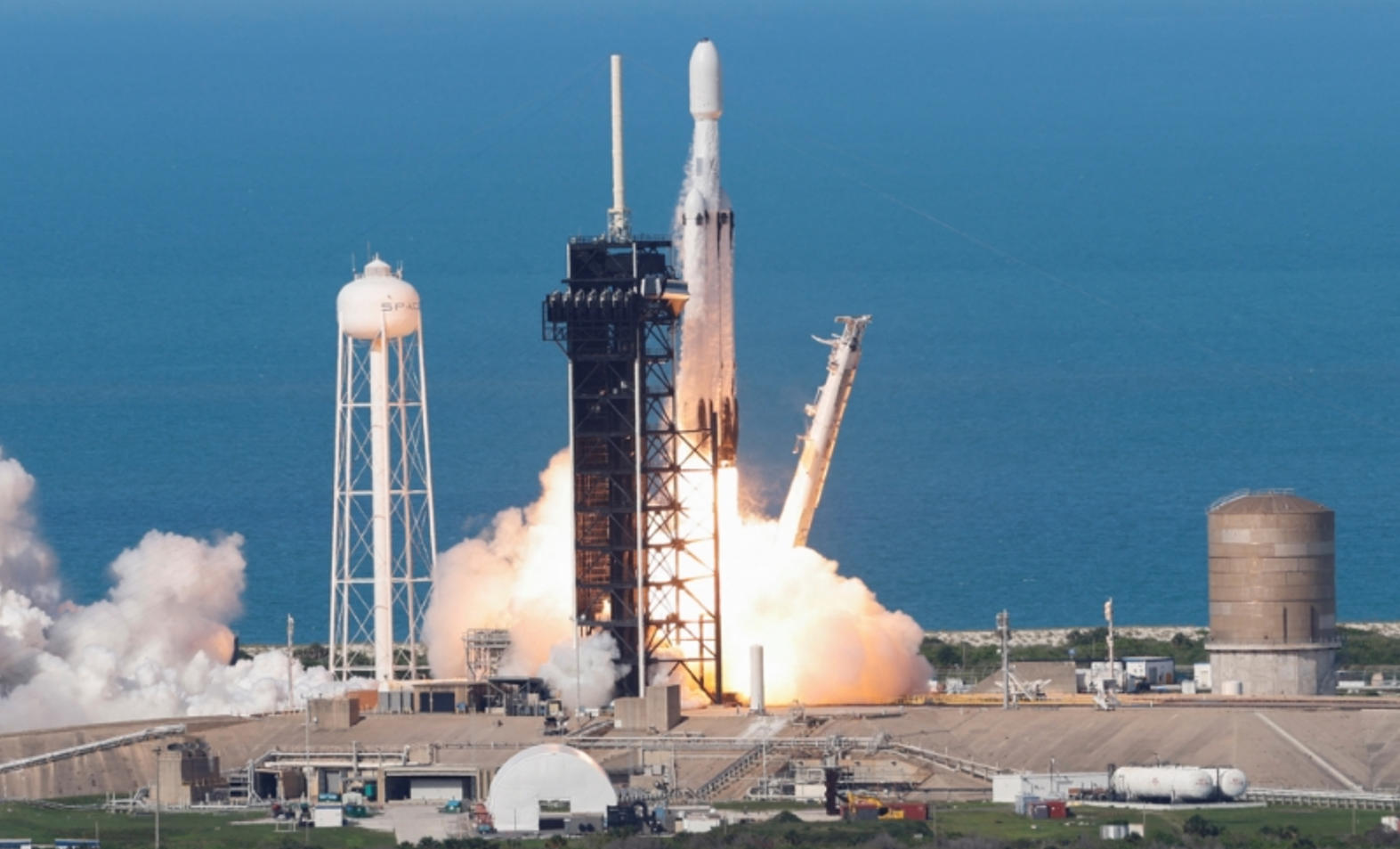 SpaceX上市估值火箭級暴升 美國大學投資基金料獲可觀收益