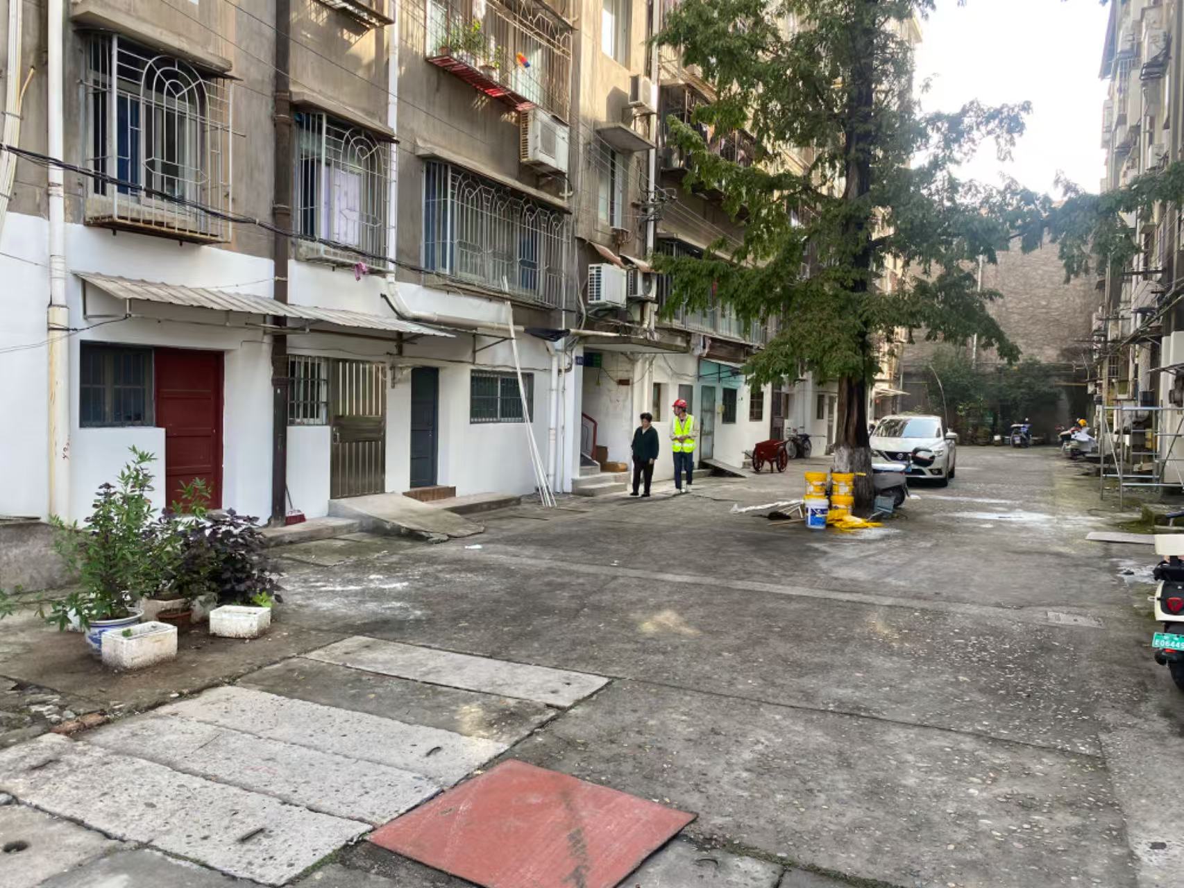 荊州老舊小區改造項目順利通過竣工驗收