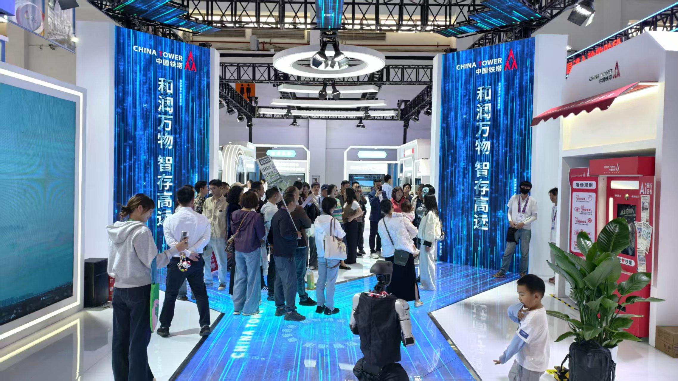 中國鐵塔精彩亮相第10屆中國—南亞博覽會