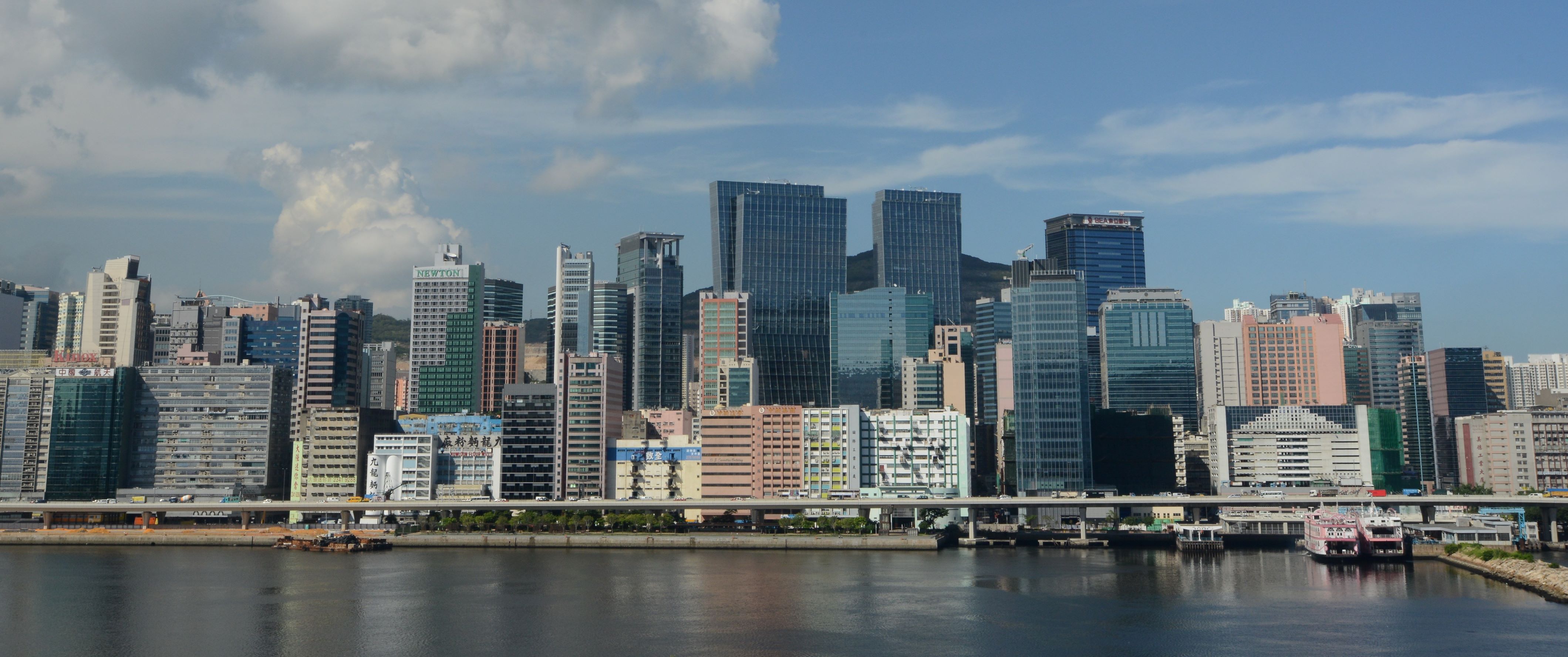 港工廈差餉租值連跌兩年 新型工廈租值跌幅最大