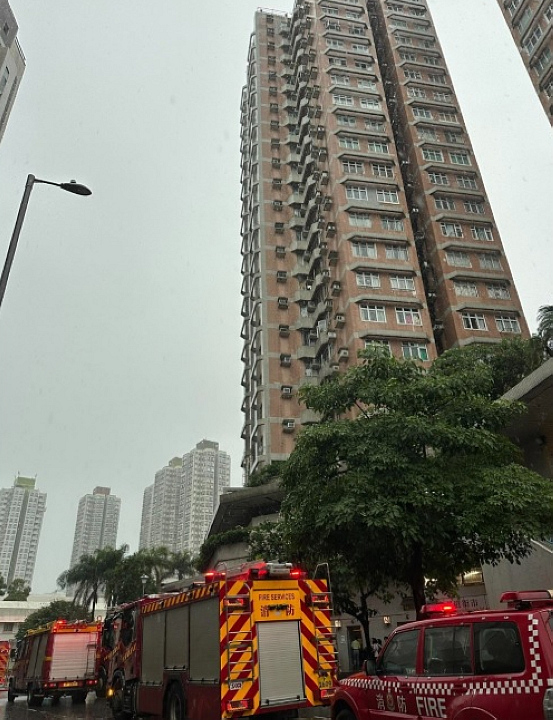 大埔寶湖花園閉門失火 疑充電器肇禍無人傷