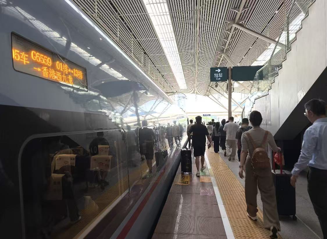 廣深港高鐵持續升溫 　端午假期預計運送跨境旅客53.9萬人次