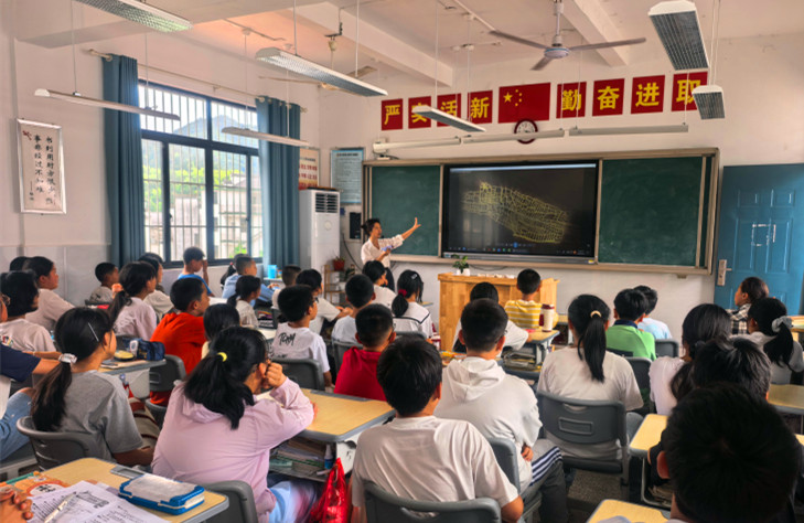 皖休寧縣：巡迴宣講進校園 文脈傳承潤童心