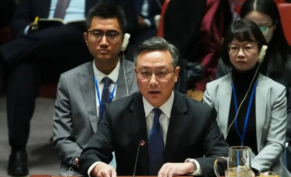 安理會通過決議，「追究對維和人員犯罪罪責」