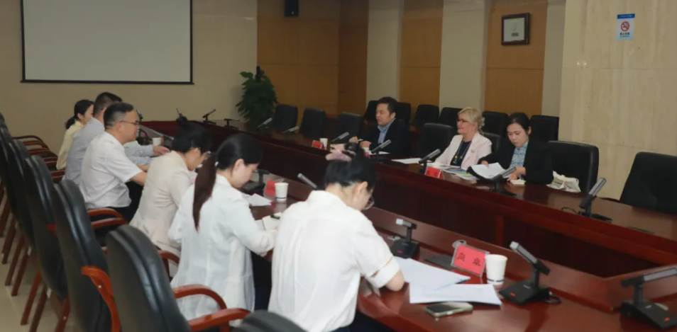 芬蘭基爾科努米市第一副議長圖維·龍凱寧訪問湖南省科技廳