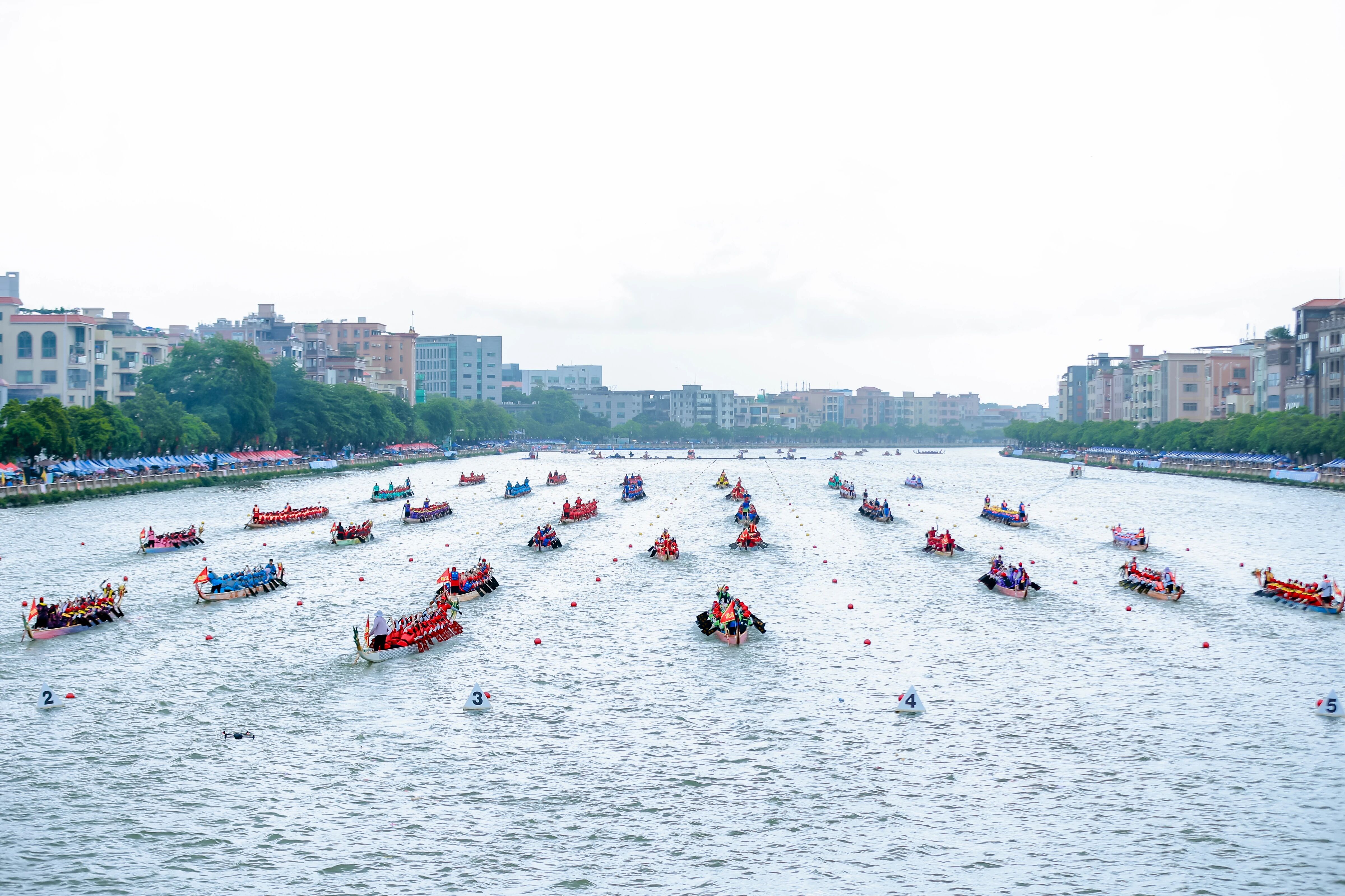  粵首屆「河長杯」龍舟賽26日東莞沙田鳴鑼