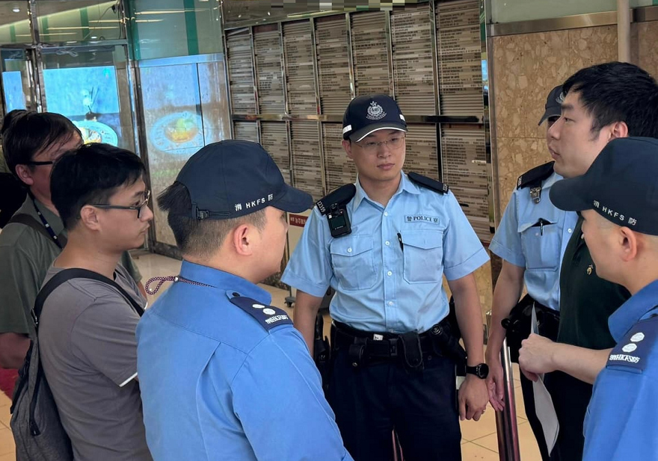 警方跨部門觀塘打擊違規處所 