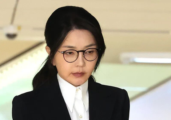 金建希涉嫌「賣官鬻爵」案一審宣判 獲刑7年