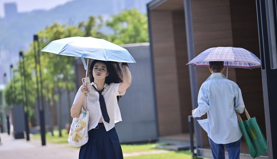 天氣酷熱 衞生署提醒市民預防高溫引發的疾病