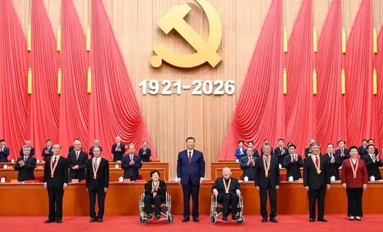 【來論】汲取百年奮進力量譜寫香港女性新篇章——觀看慶祝中國共產黨成立105周年大會暨頒授「七一勳章」有感