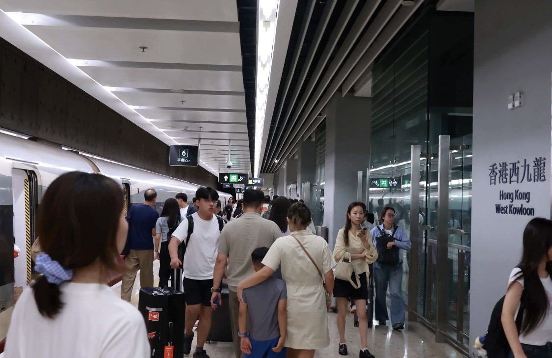 廣深港高鐵上半年跨境客流超1600萬人次