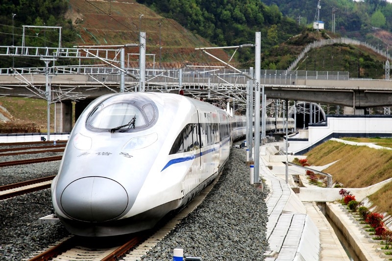 貫通秦楚快速通道!十堰至西安高鐵正式投入運營
