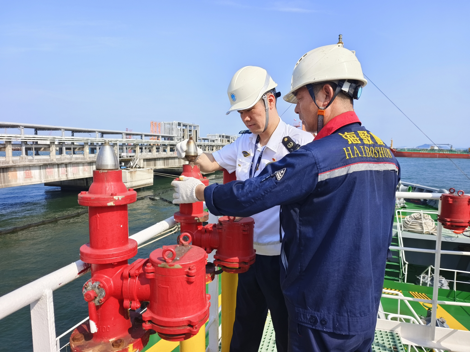 今年上半年惠州港船舶進出港艘次近6.9萬 同比增8.7%