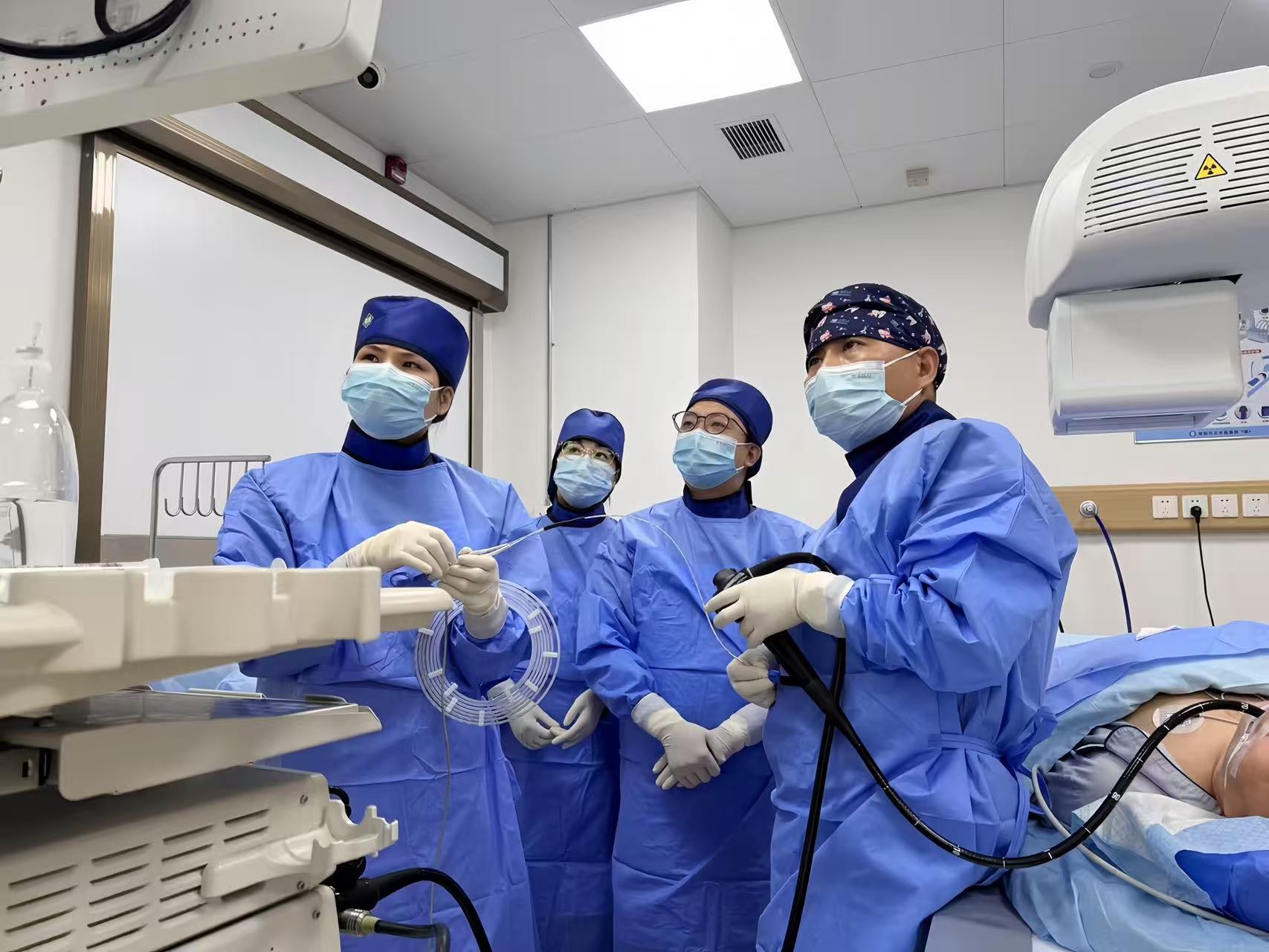 40分鐘生死競速 深圳龍崗區四院ERCP微創取石：不開腹、經口腔，膽道梗阻極速解除