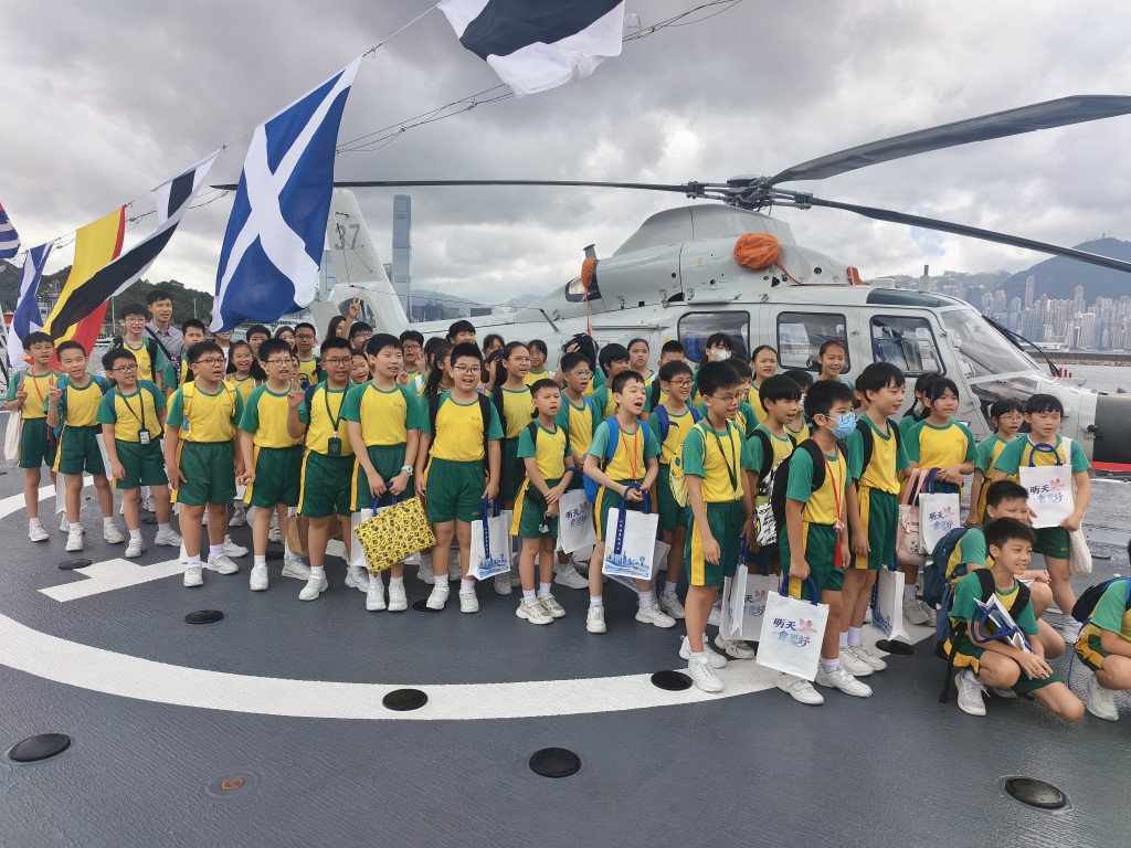 圖集｜南寧艦衡陽艦青少年專場 大批中小學生上艦參觀