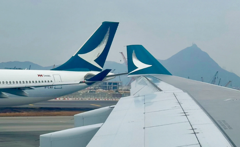 香港飛倫敦客機羅馬尼亞上空一度失聯 北約戰機升空警告