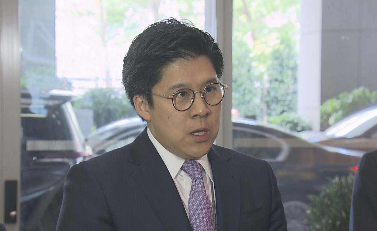 霍啟剛斥美國政客讓世界盃失去尊嚴