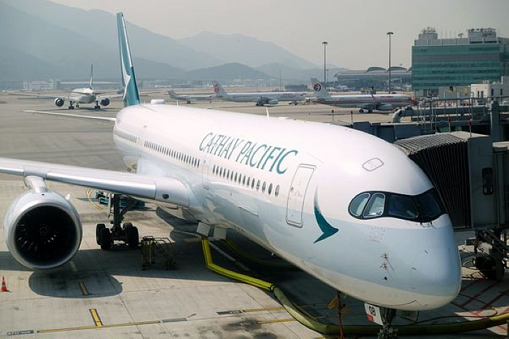 國泰倫敦航班疑失聯引北約戰機攔截 專家指程序成熟屬國際慣例毋需恐慌