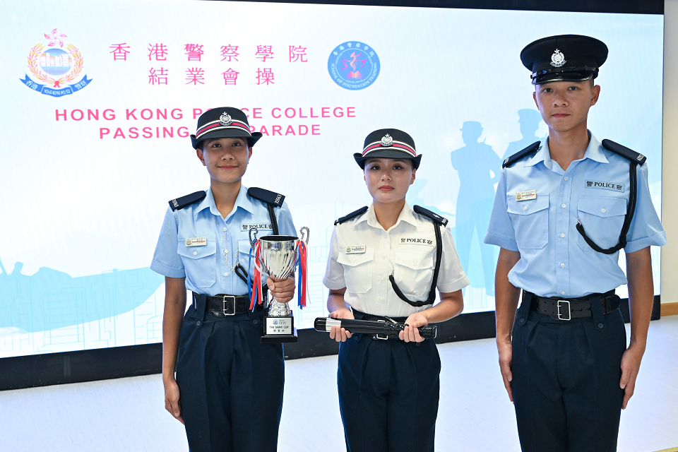 放下跨國公司事業克服膝傷投考警隊 3名新紮師兄姐堅毅畢業