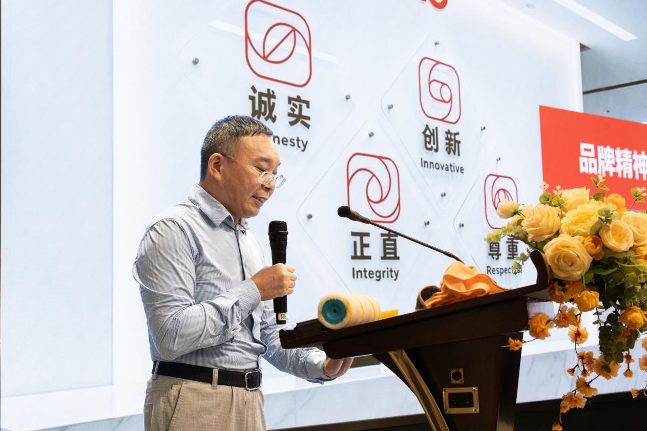 HIZERO赫茲全球首發0吸力雙子星開啟後拖把時代