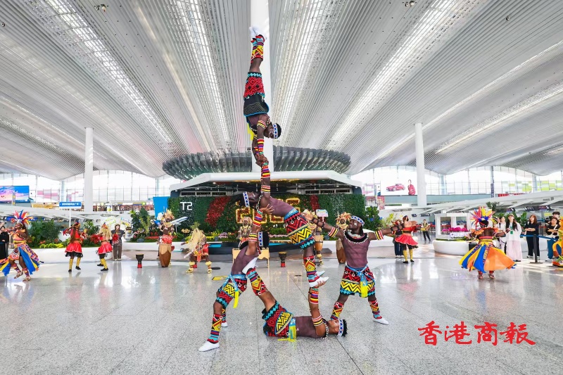 暑運開啟，白雲機場攜手長隆推出多場巡遊快閃活動