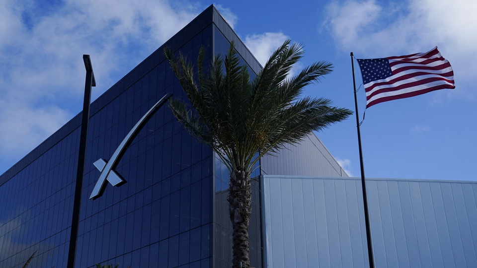 SpaceX首度跌穿IPO招股價 上市一個月市值縮水7萬億