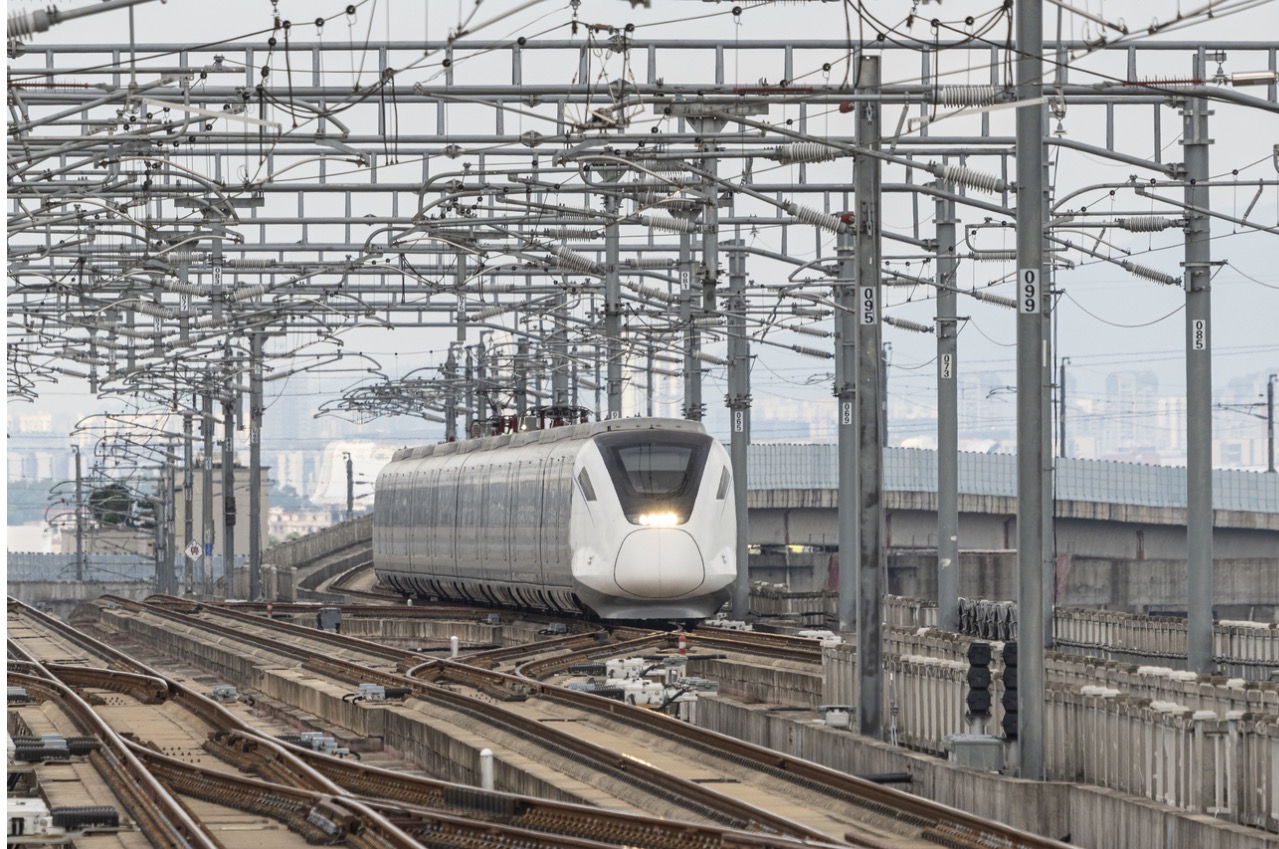 穗深城際日公交化開52列車   7月21日起廣東城際鐵路啟用新版運行圖