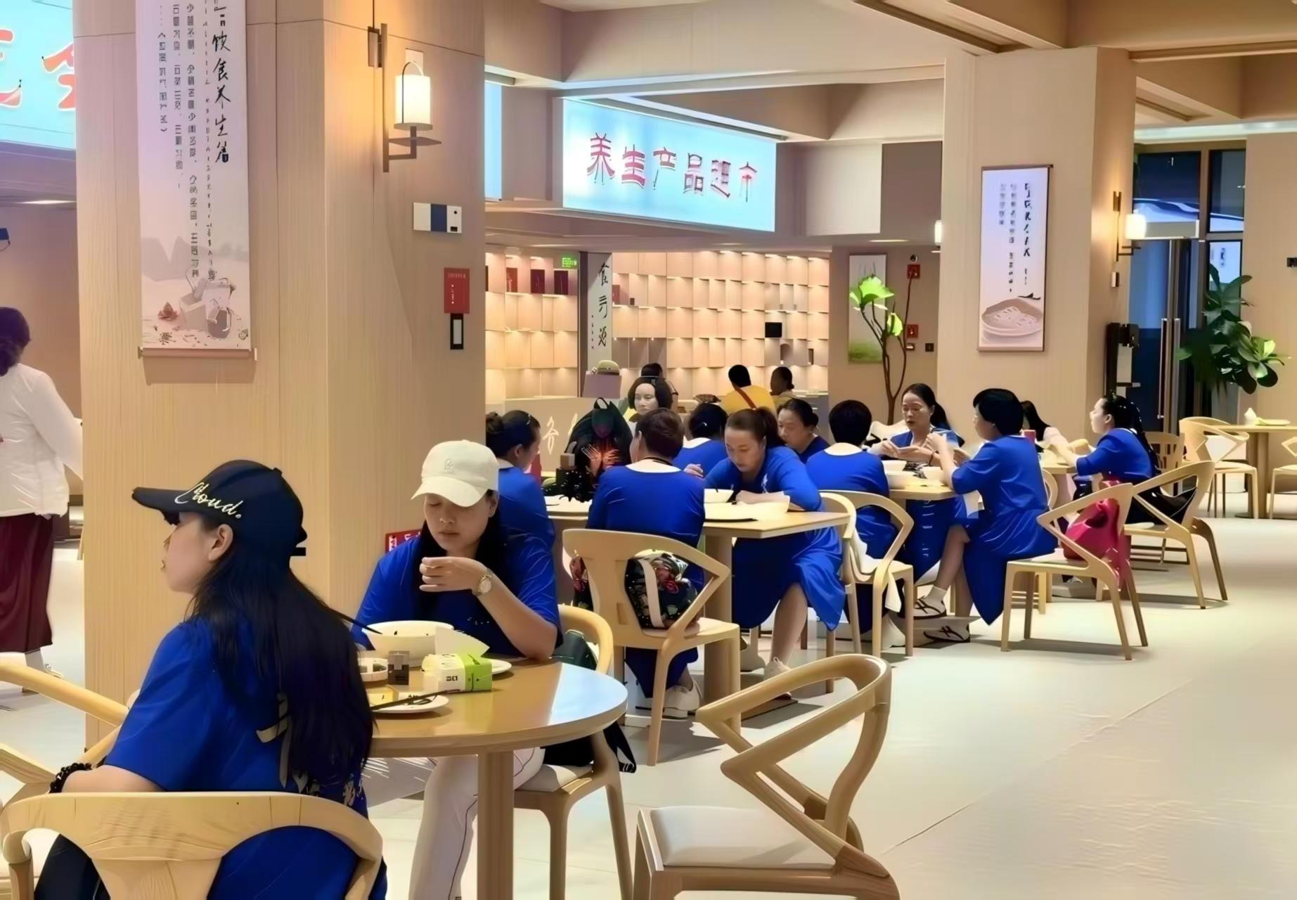 18省市遊客齊聚硯山  沉浸式體驗硯山特色醫養旅居