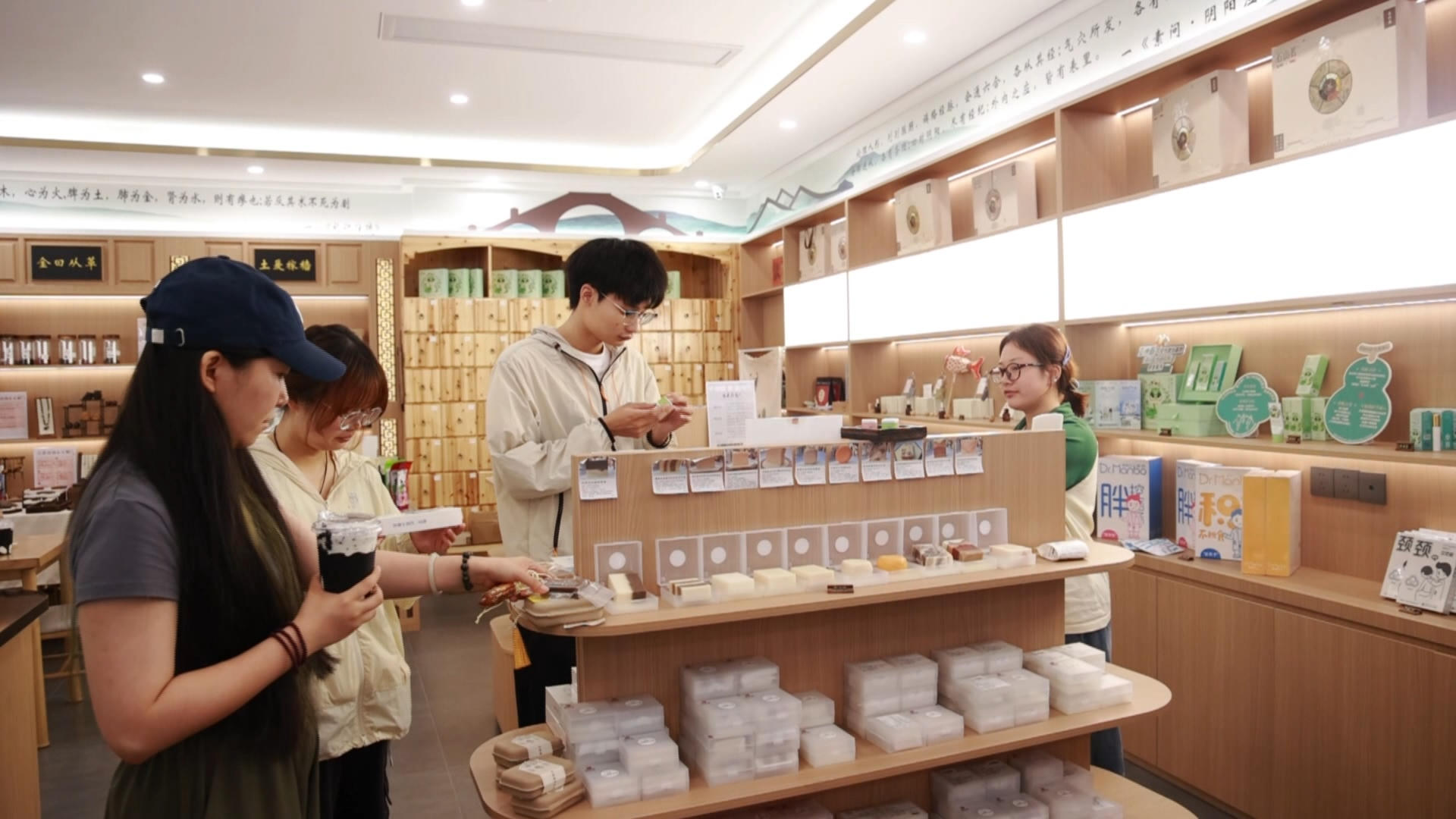 皖歙縣：「清涼經濟」活力十足