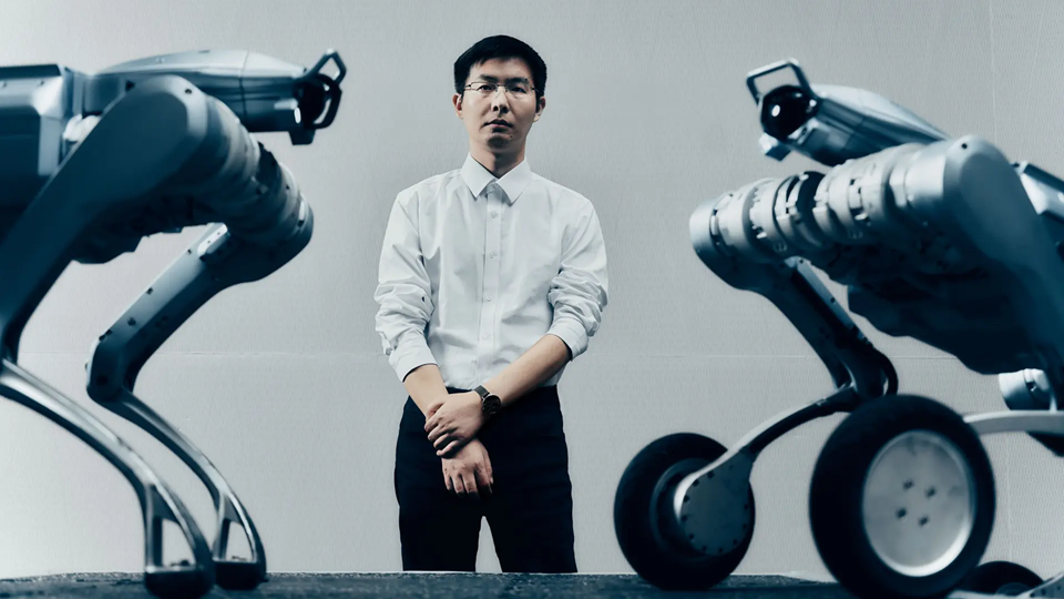 宇樹科技創始人王興興登上《時代》雜誌封面