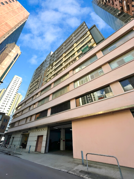 荃灣橫窩仔街可重為住宅的雙連工廈招標放售