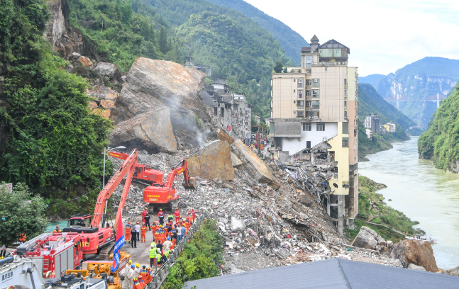 重慶彭水山體崩塌確認51人遇難 仍有10人失聯 陸上搜尋完畢