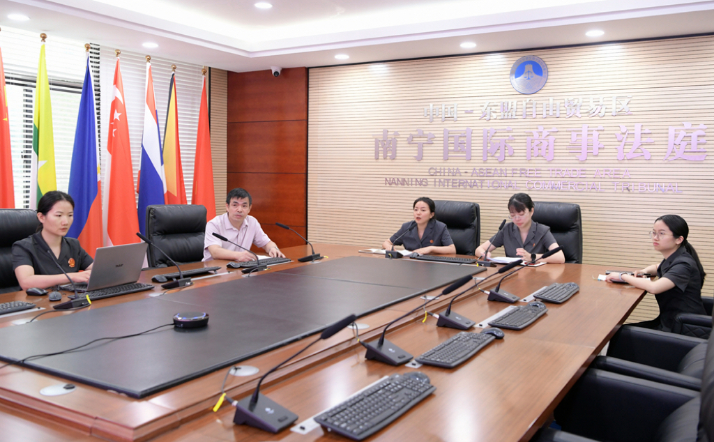 雙語釋法+家庭教育指導 南寧國際商事法庭化解涉外家事糾紛