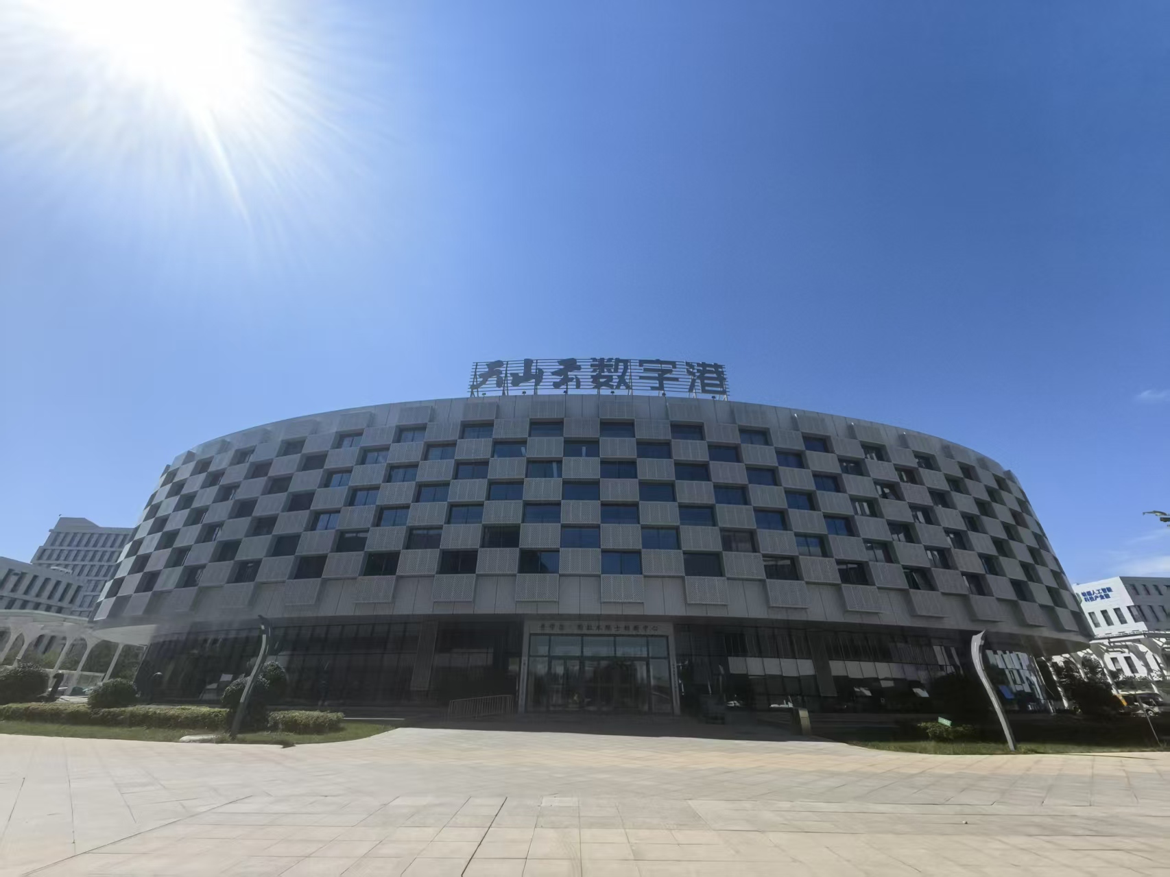 兩年跑出加速度：新疆數字物流黑馬重構行業生態
