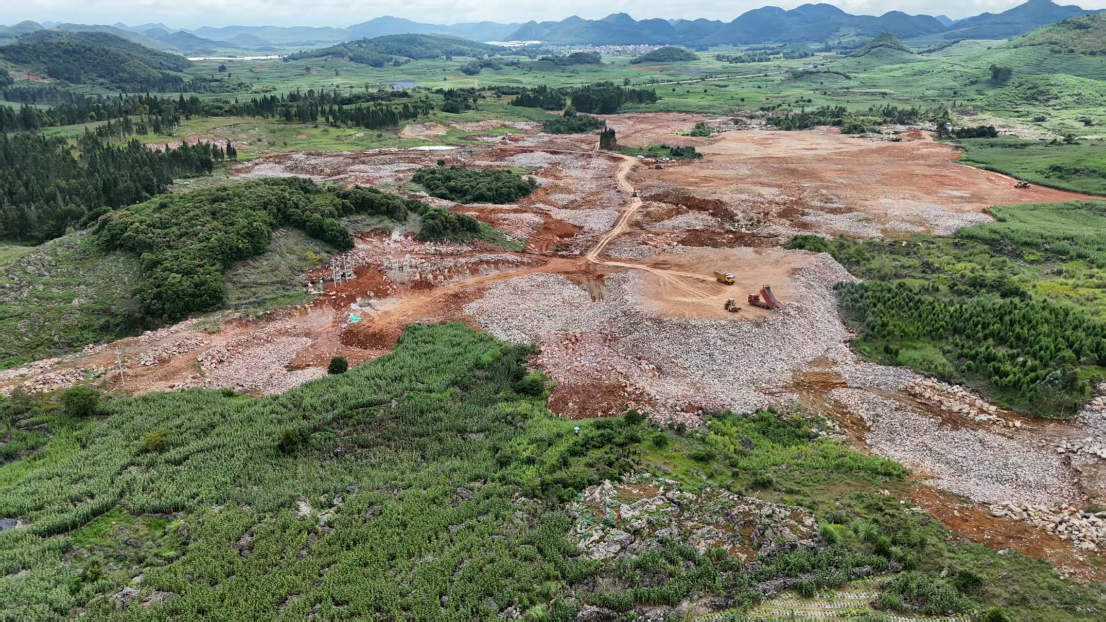 雲南省硯山縣維摩鄉「三本賬」點石成金，繪就石漠蛻變圖景