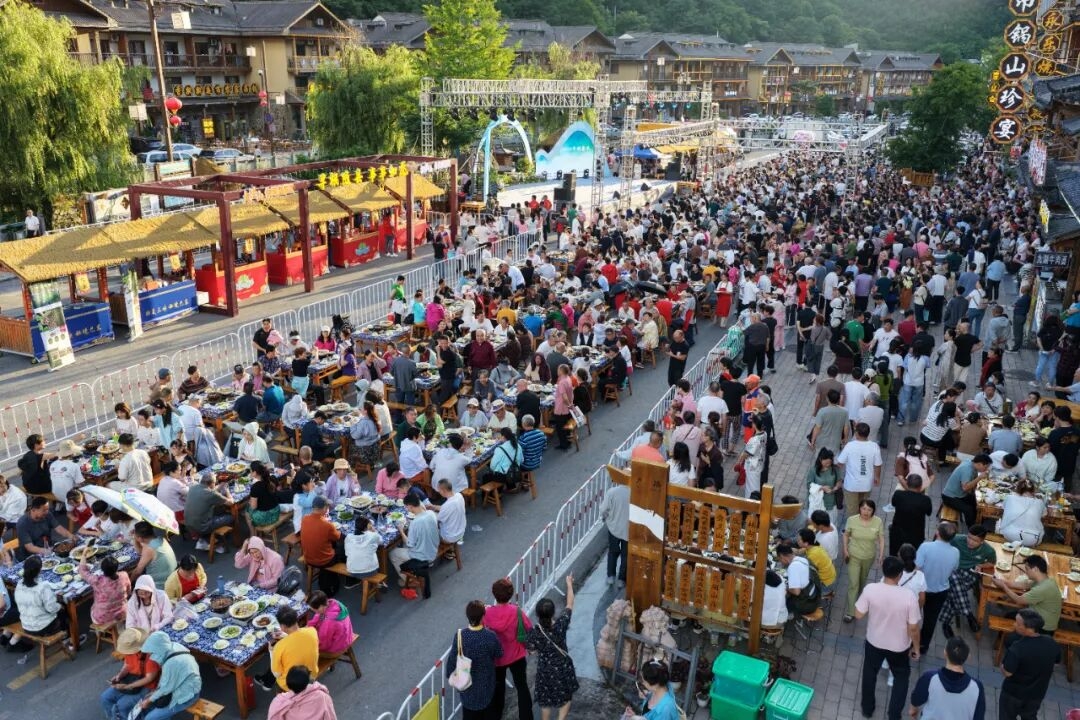全新升級亮相！官門山神農尚禮文創店擴容業態  激活神農架文旅消費新場景