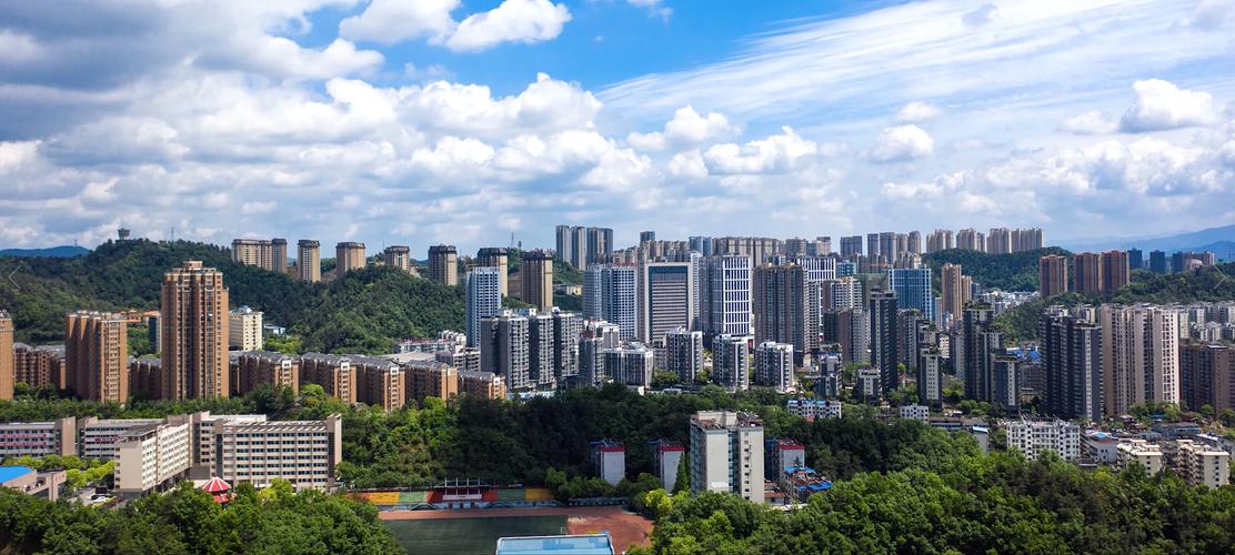 十堰召開市委常委會（擴大）會議暨經濟工作座談會 統籌保護發展攻堅全年目標任務