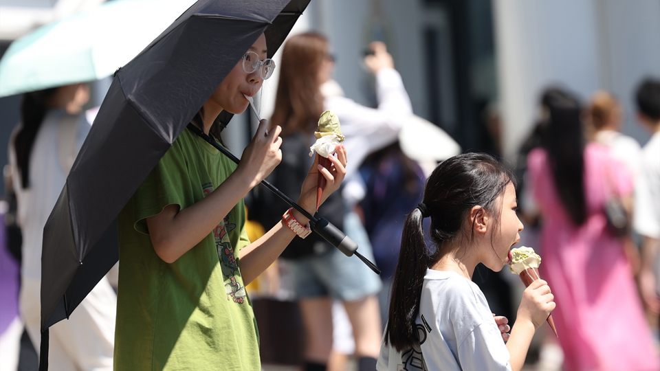 受「白海豚」影響 本港多地中午錄得高溫 上水達37度