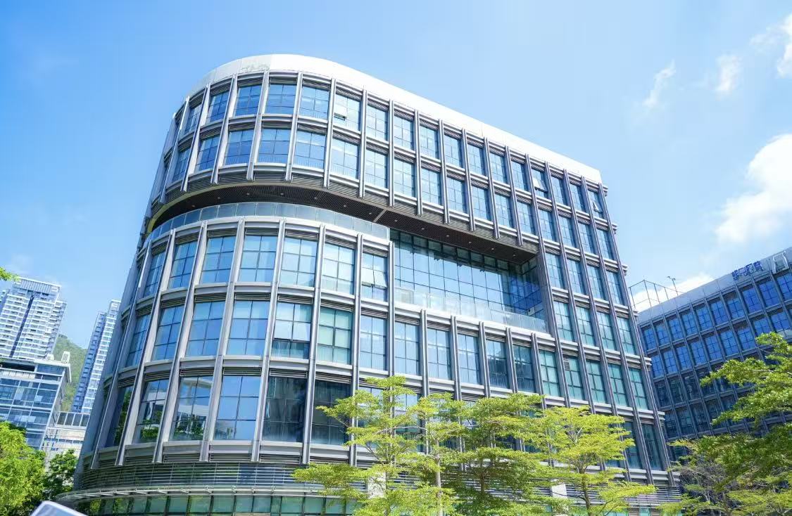讓每位學生都有自己的AI Agent深圳曼校前海未來學院（新校區）正式啟航