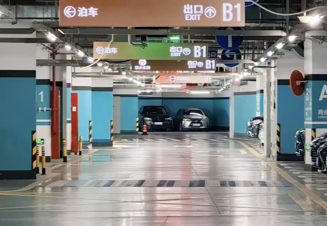 緩解停車難題！深鐵匯隆大廈停車場獲評星級