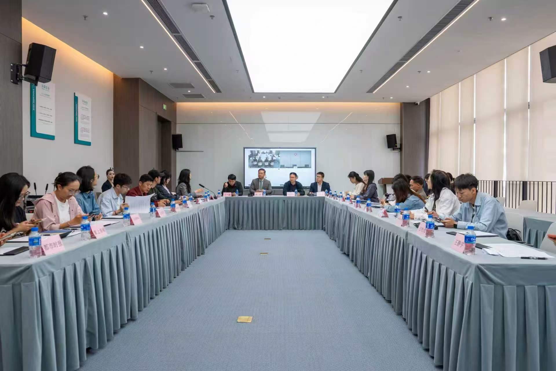 香港代表團回訪沃森生物：全鏈條專業賦能，共拓「借港出海」新空間